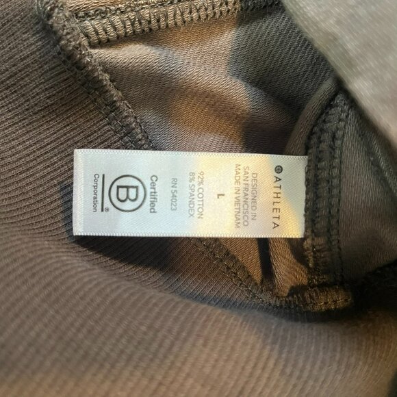 Athleta Farallon Print Sweatshirt, "Black Olive" Camo (Green/Brown), Large - Picture 6 of 7